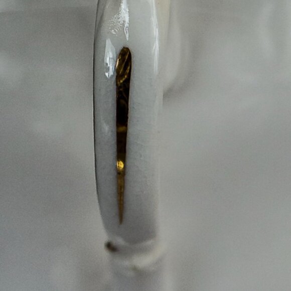 Vintage Queen Anne Bone China Cup and Saucer Pattern No. 8429 Made in En… - Picture 8 of 14